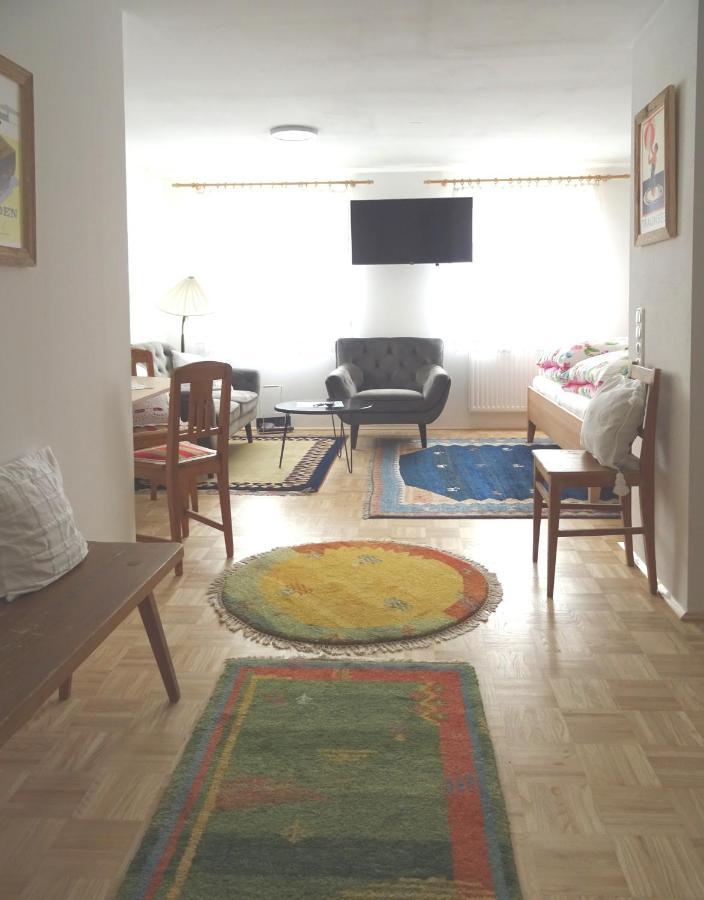 Homely Apartment In The Center With Garden View Gmunden Exterior photo